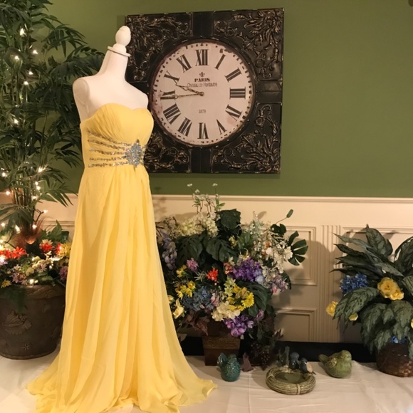 Formal evening prom dress - Picture 5 of 7